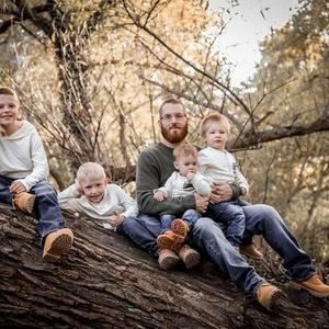 Meet your Posher, Travis